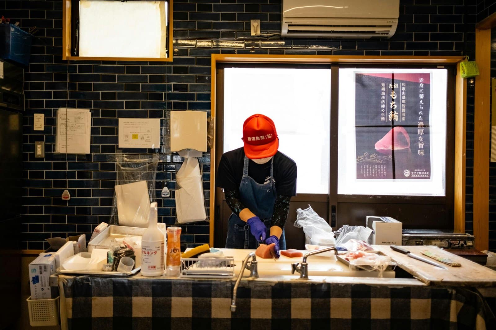 Top Job Abroad Programs Without Degree Requirements in 2025 Top Job Abroad Programs Without Degree Requirements in 2025