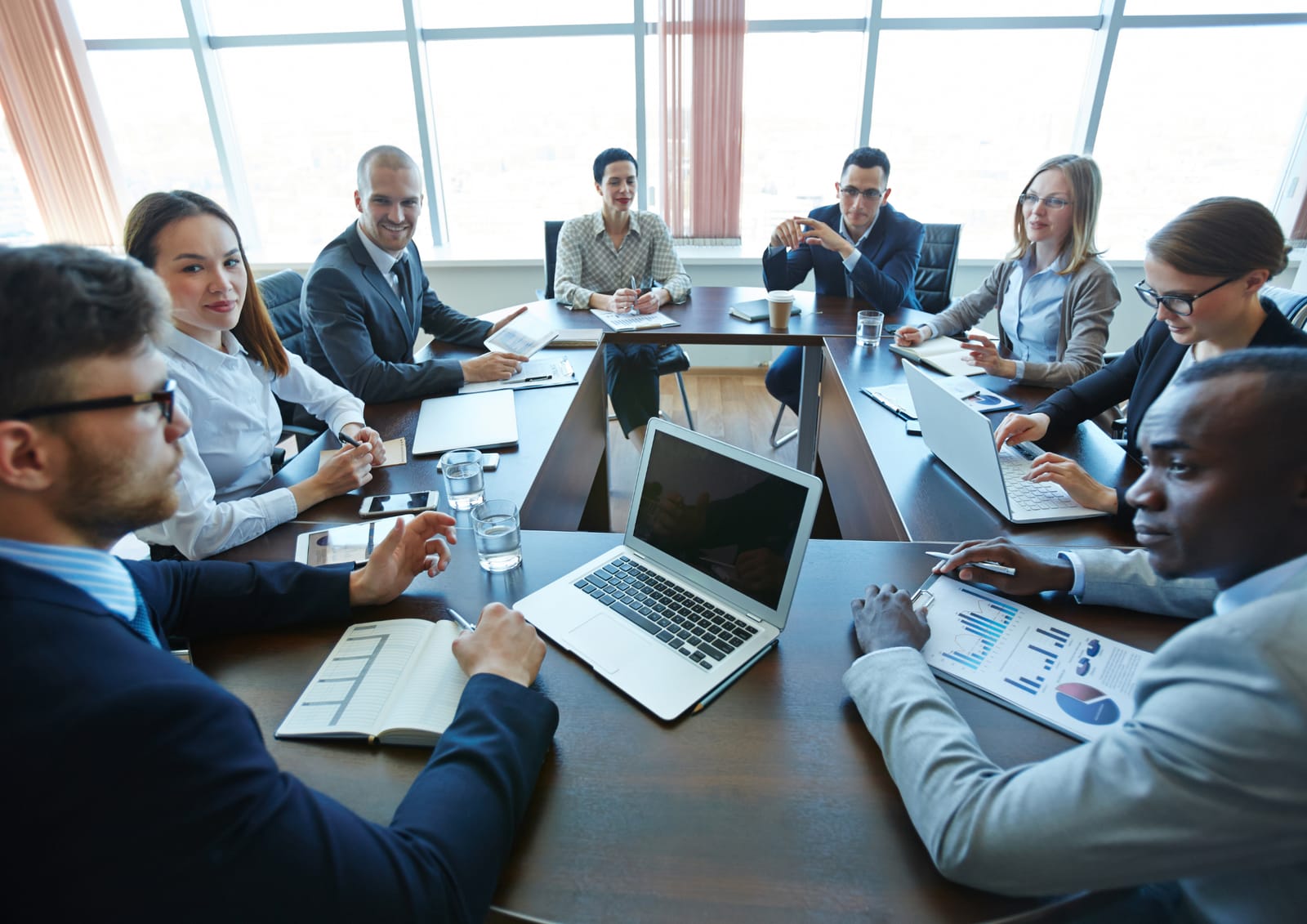 Work Abroad Programs for Couples and Families in 2025