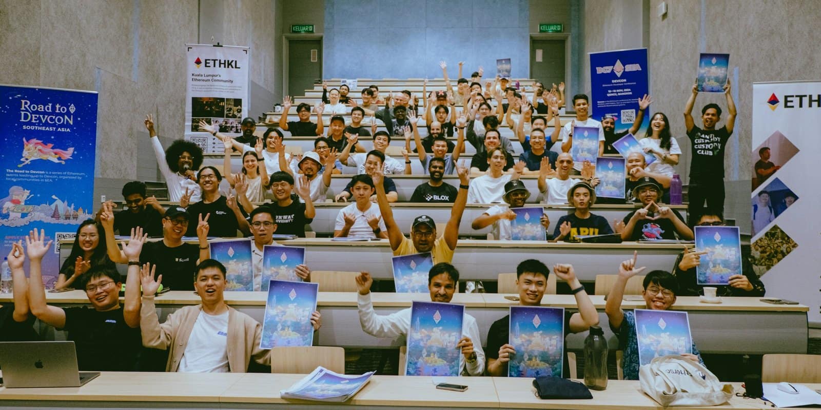 Can High School Students Study Abroad? Can High School Students Study Abroad?